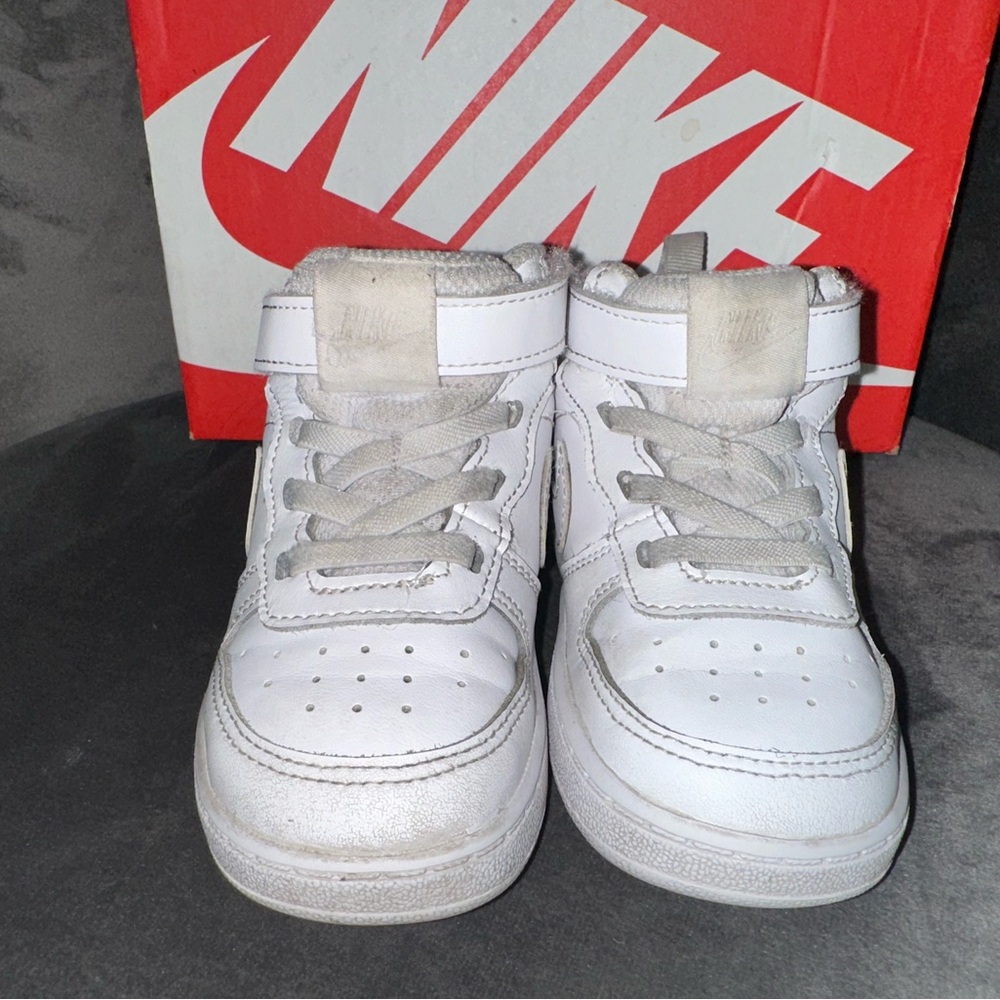 GUC | Nike Court Burough | Toddler size 8C